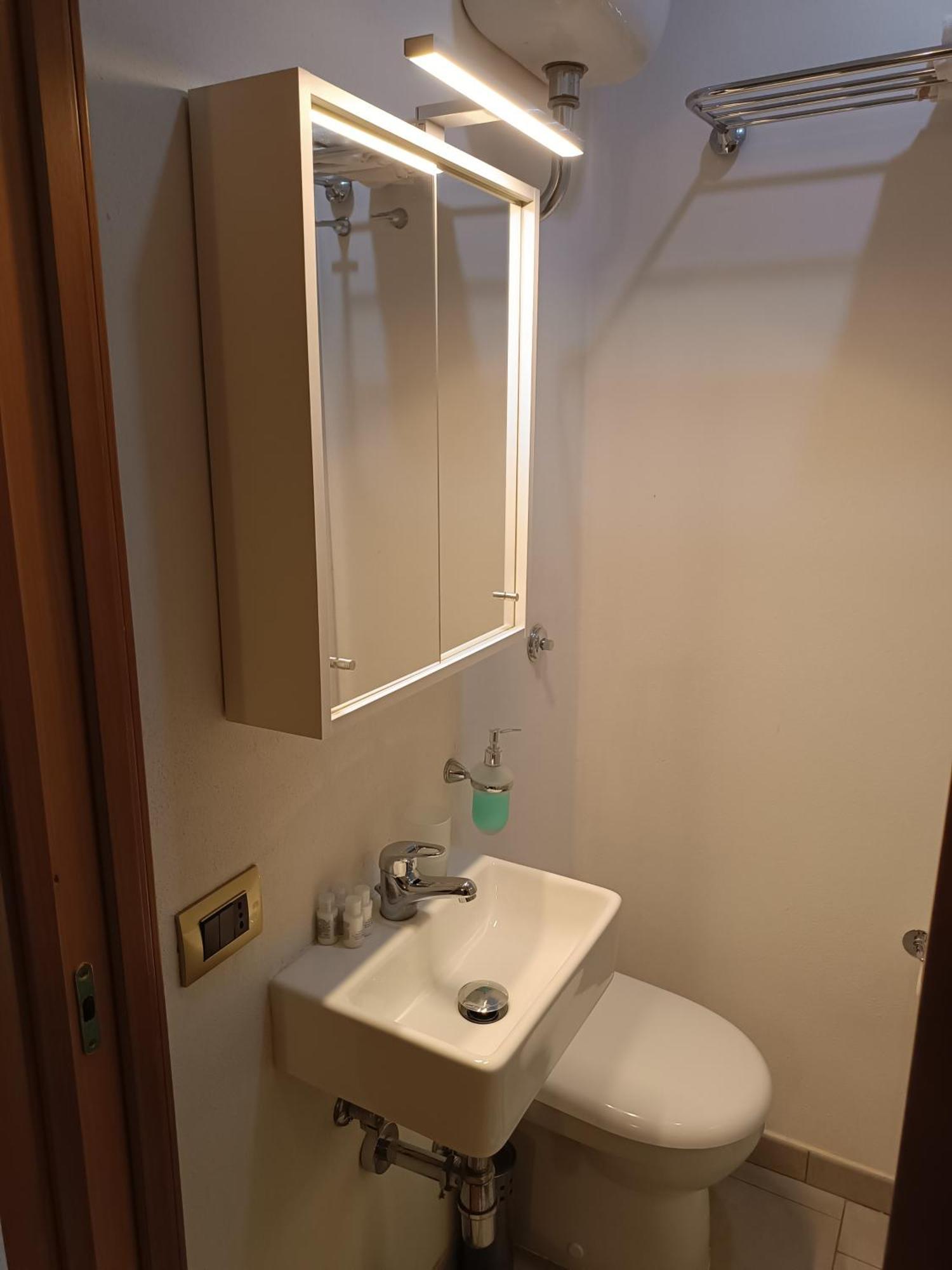 B&B Napoli Plebiscito Экстерьер фото